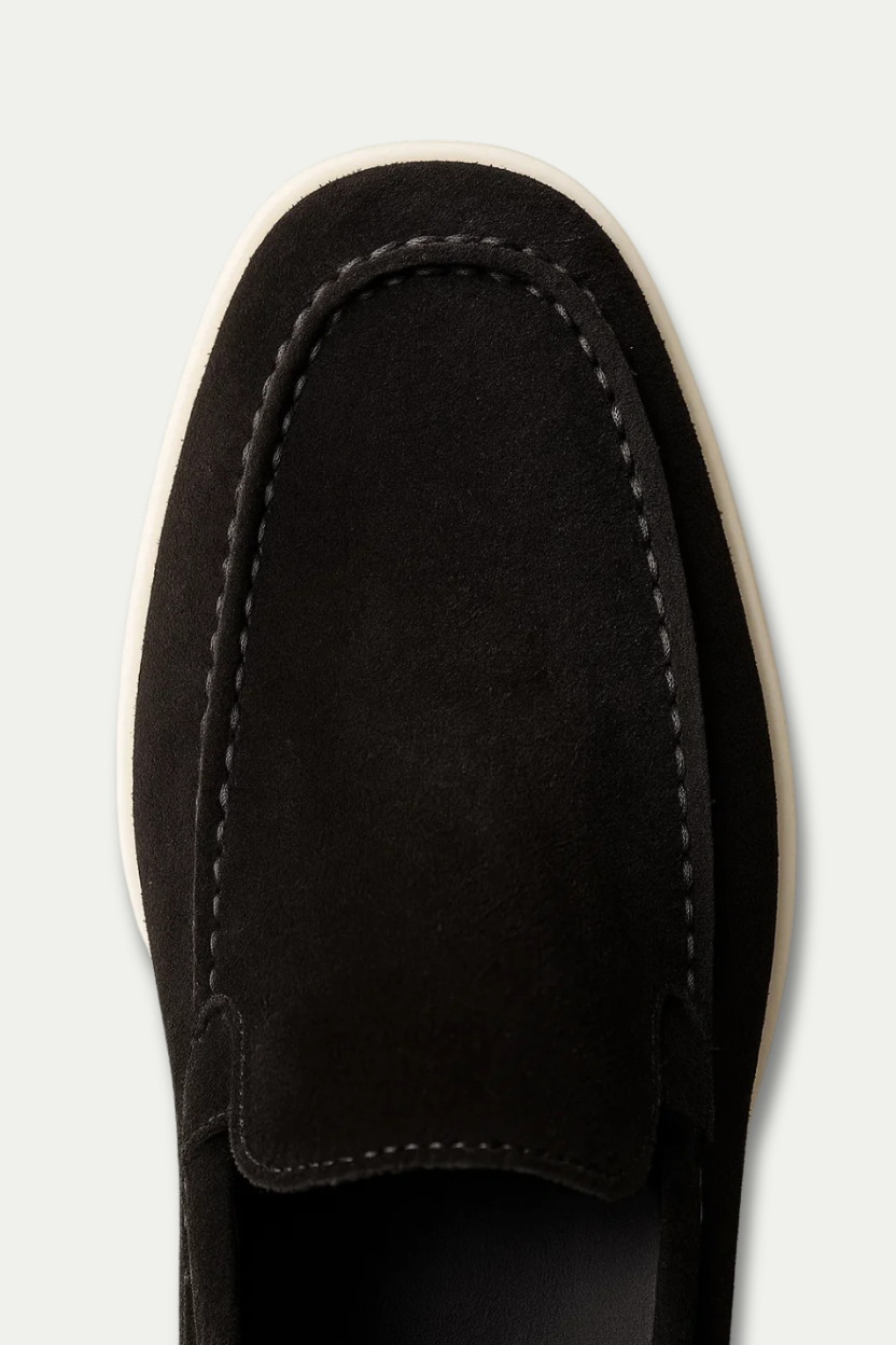 LOW LOAFERS