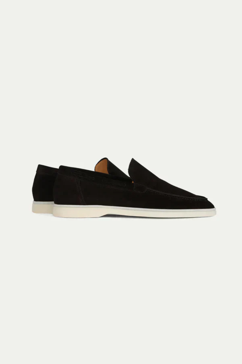 LOW LOAFERS