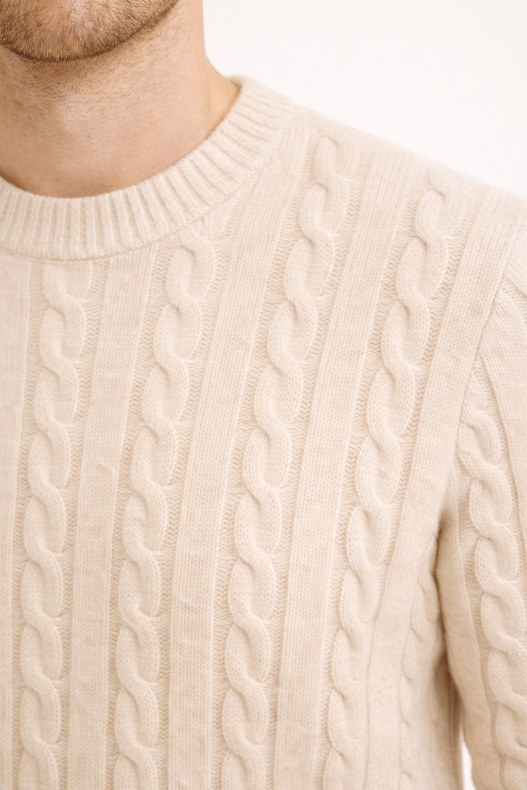 CABLE KNIT SWEATER