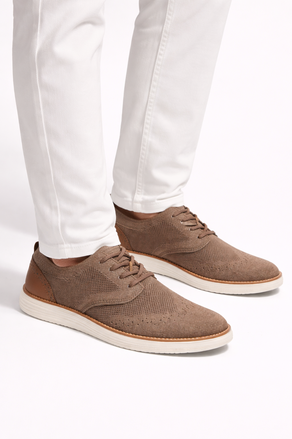 MESH SNEAKERS
