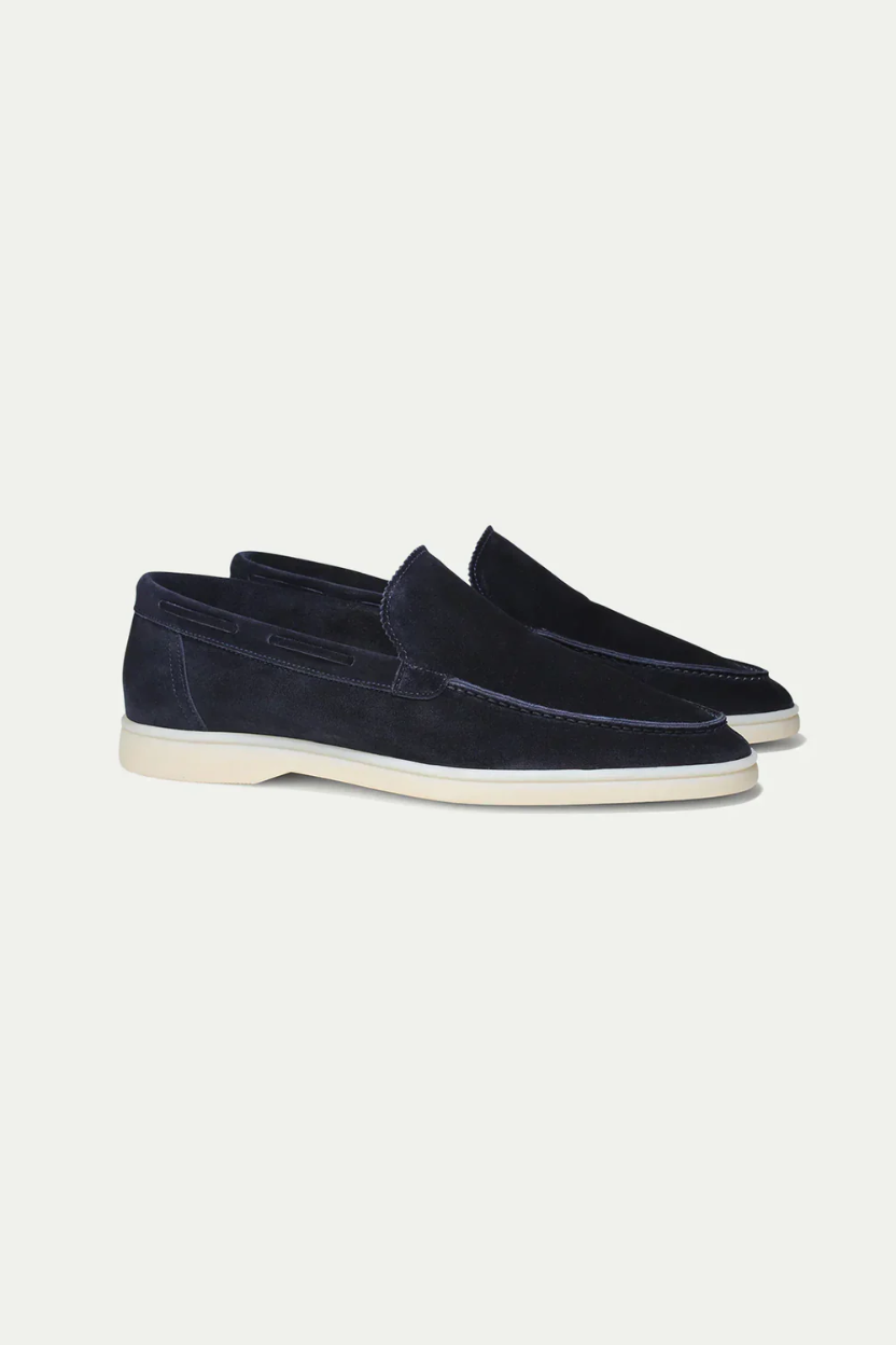 LOW LOAFERS