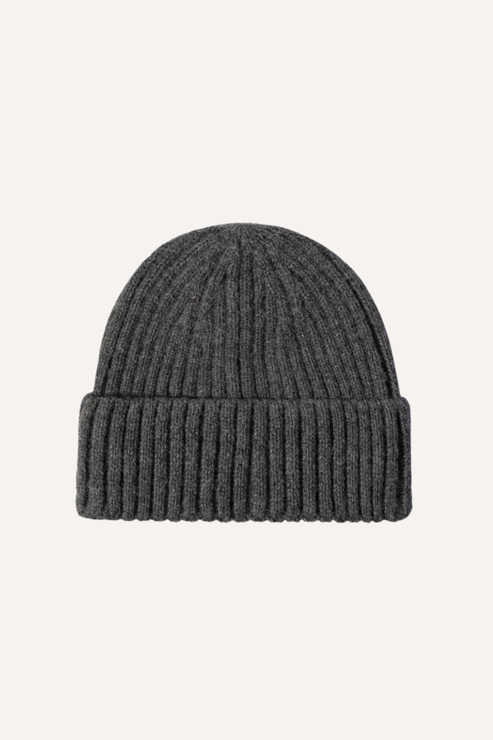 KNITTED BEANIE