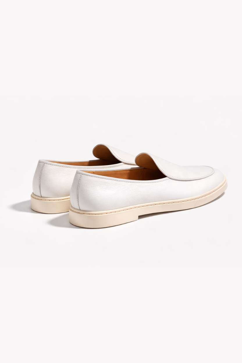 LOW LOAFERS